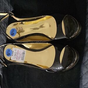 Guess platform wedge sandals size 6 1/2